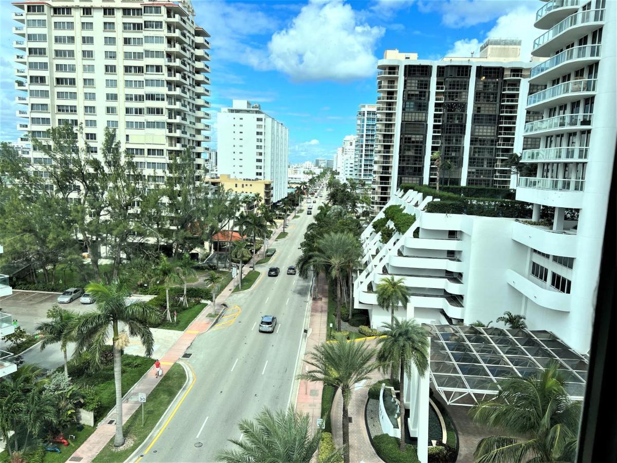 Ocean Front Units At Miami Beach Exterior photo