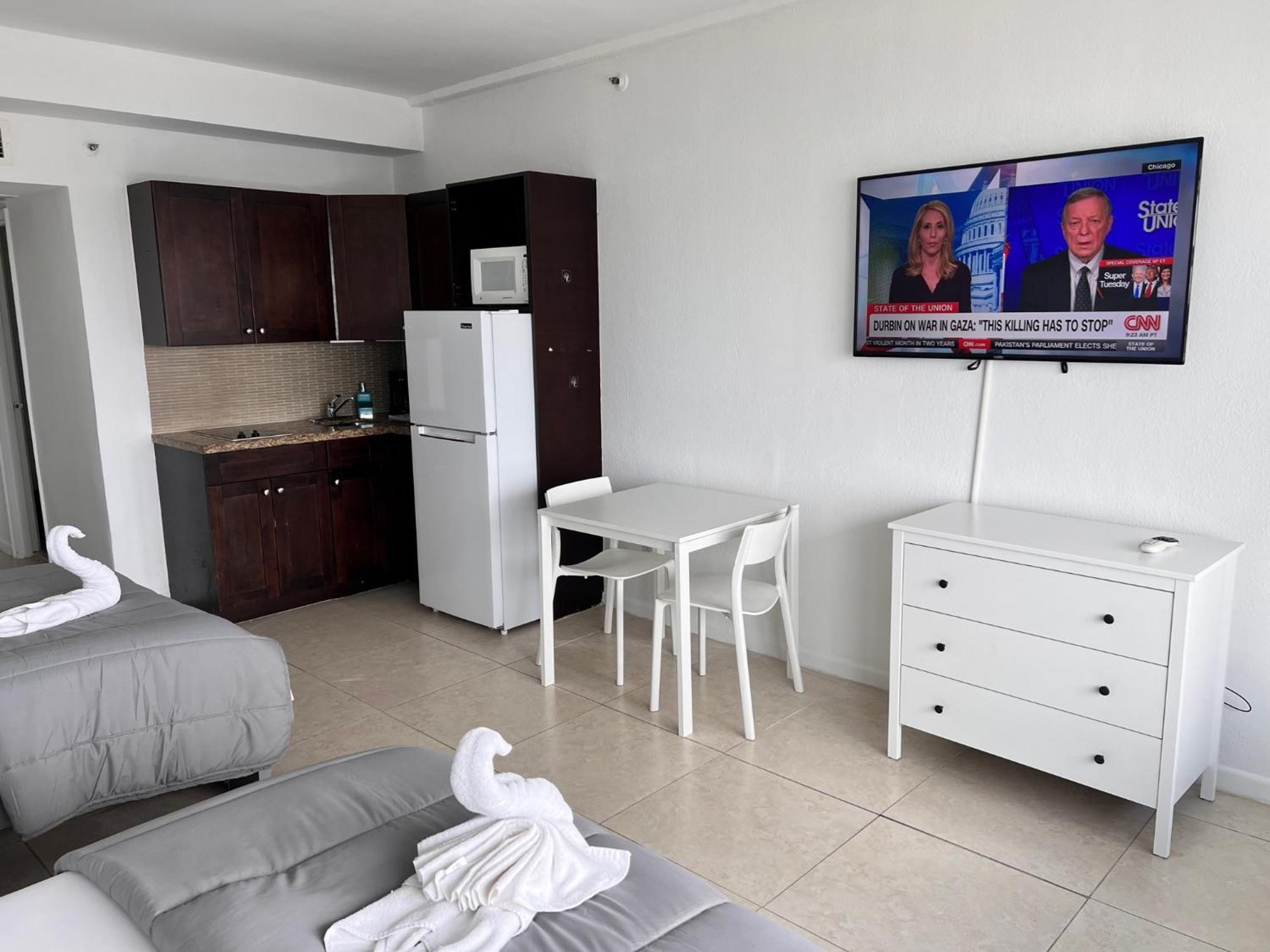 Ocean Front Units At Miami Beach Exterior photo